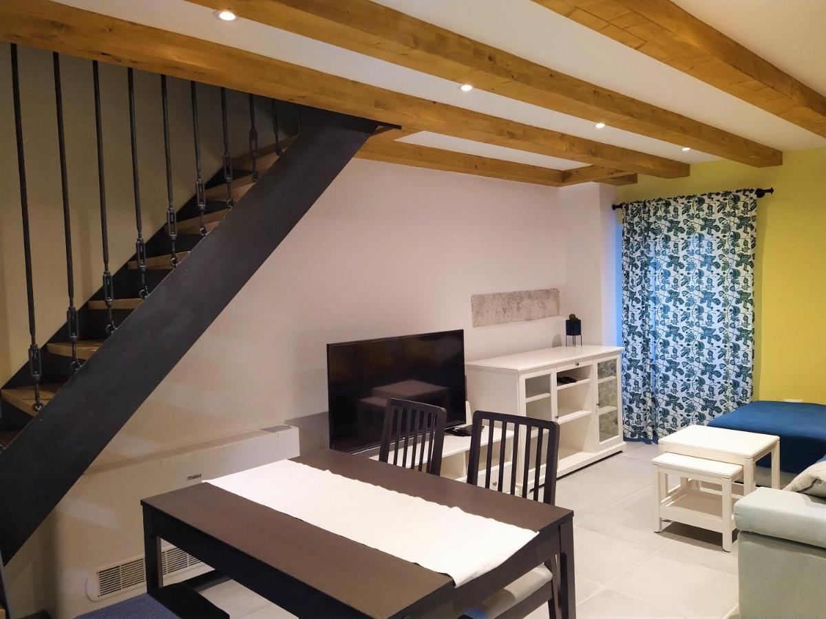 Luxury Apartment - Old Soul With A New Heart كريس المظهر الخارجي الصورة