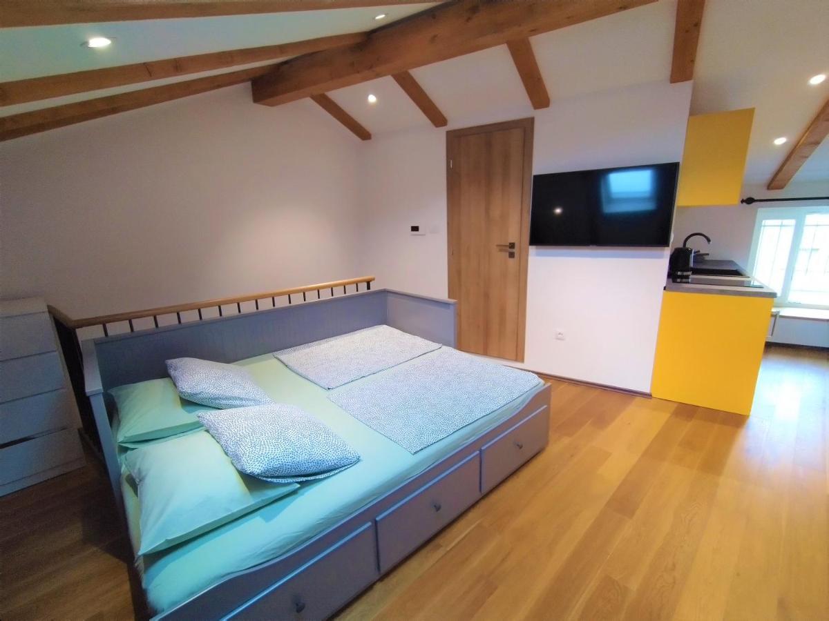 Luxury Apartment - Old Soul With A New Heart كريس المظهر الخارجي الصورة