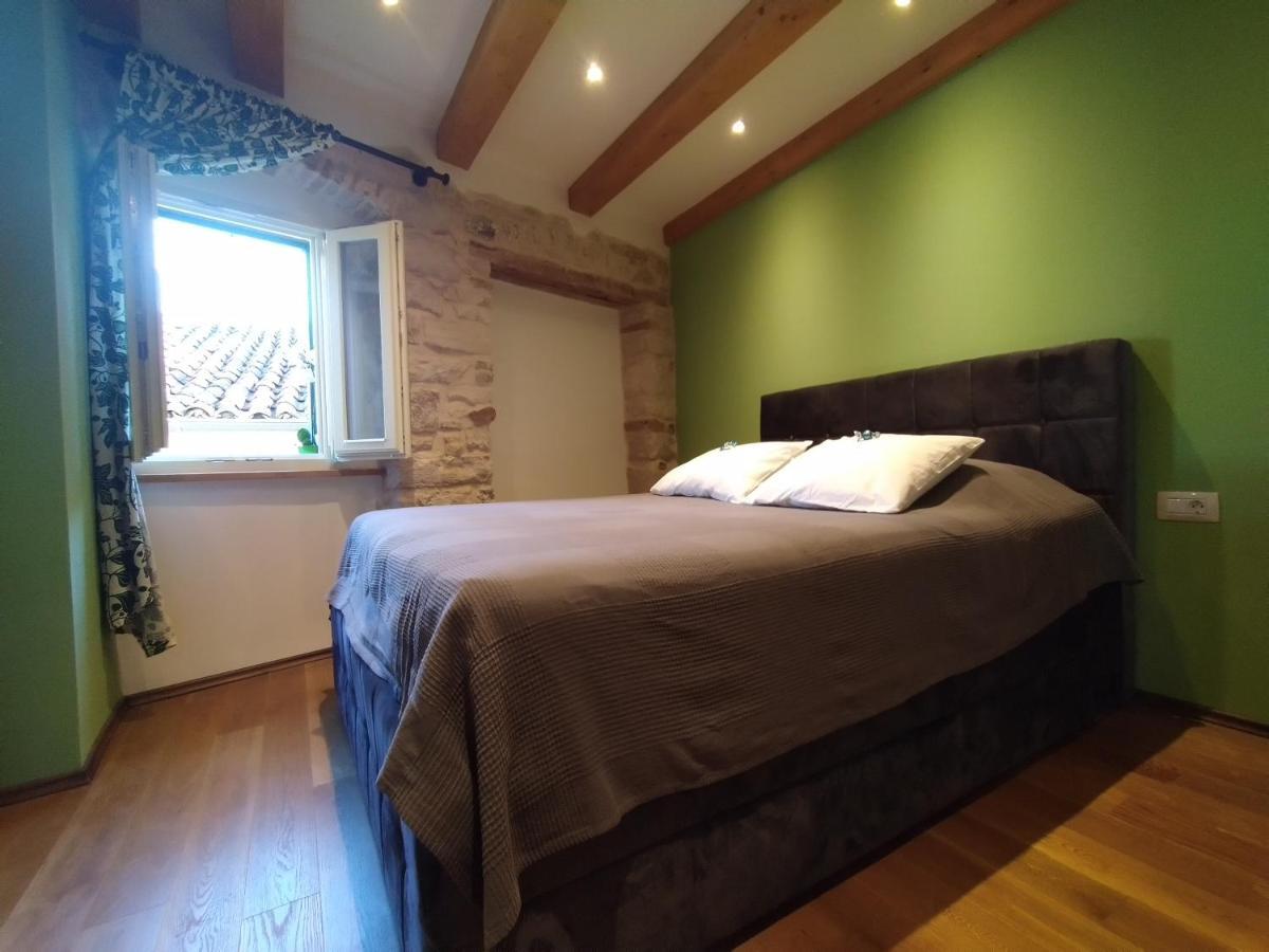 Luxury Apartment - Old Soul With A New Heart كريس المظهر الخارجي الصورة